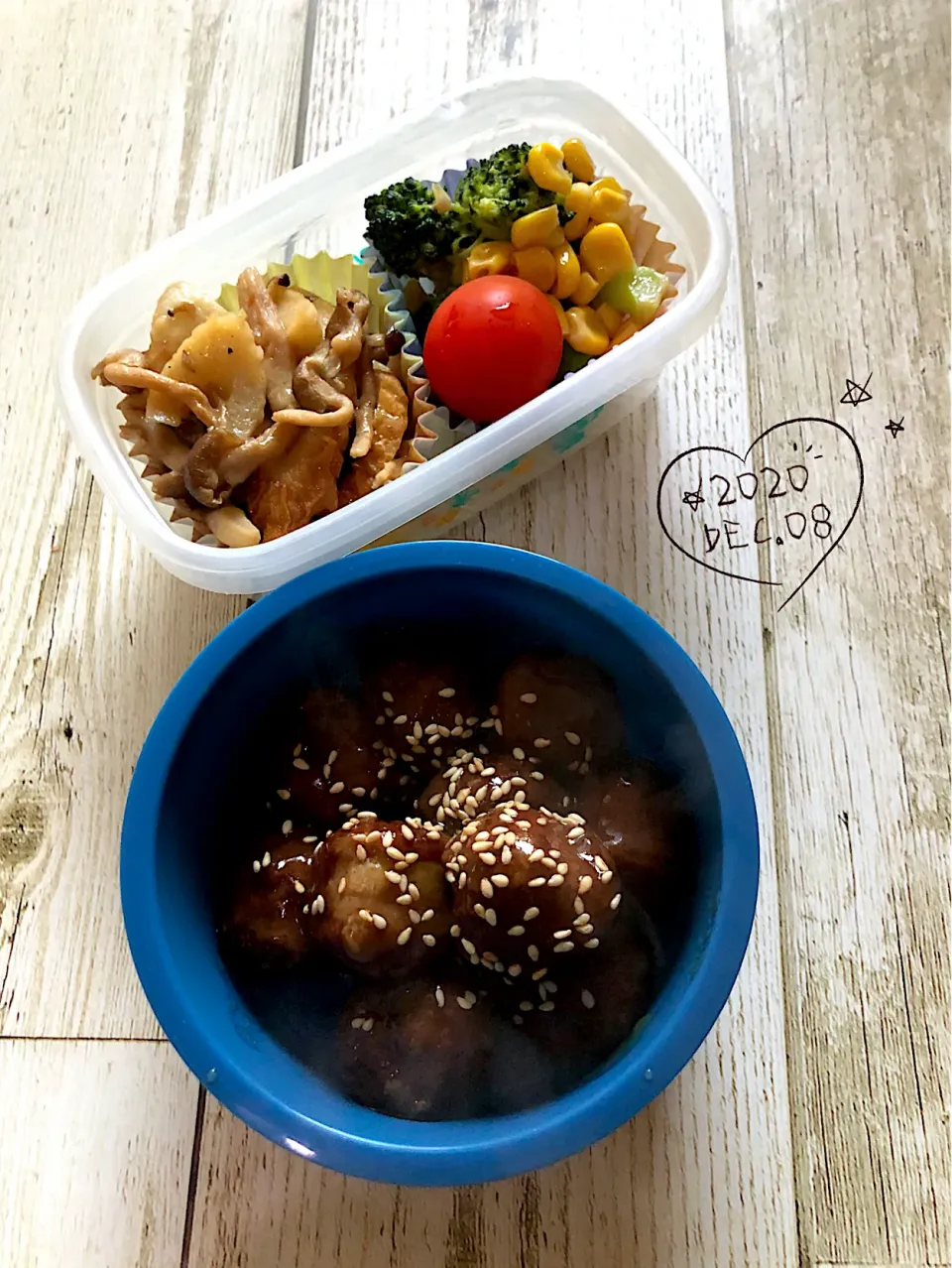 Snapdishの料理写真:中華風肉団子+ブロッコリーコーンマヨ炒め+竹輪としめじのチーズ焼き|Kazuya Miyukiさん