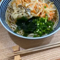 Snapdishの料理写真:秋のかき揚げうどん|makowさん