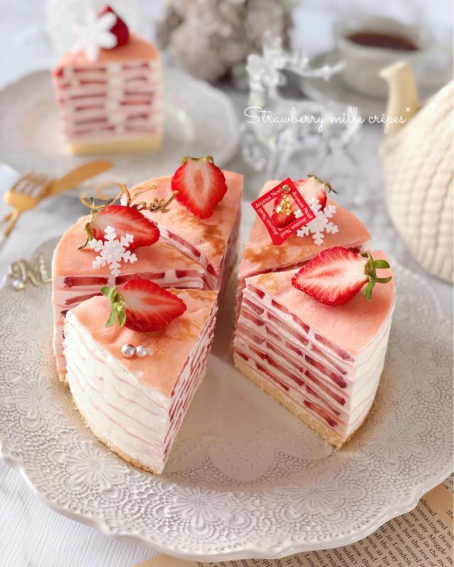 苺のミルクレープケーキ/moe | Snapdish[スナップディッシュ] (ID:zCWana)