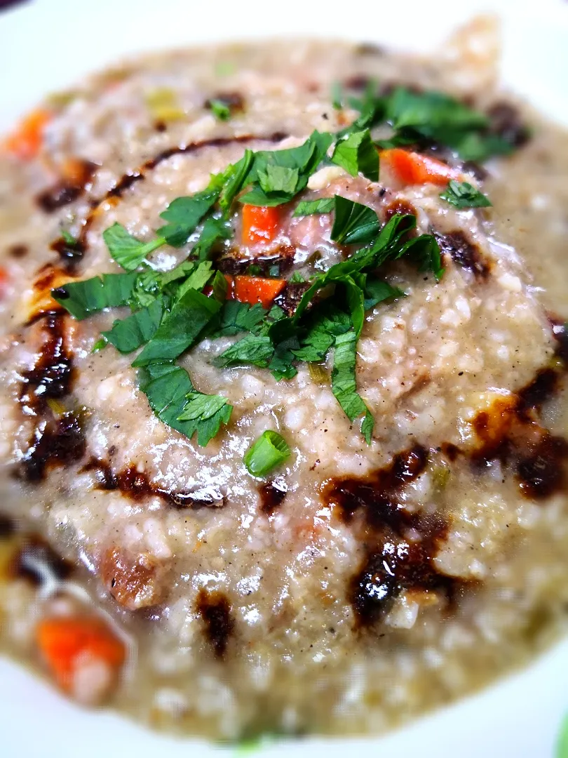 Snapdishの料理写真:Bubur daging mewah|By't Zakariaさん