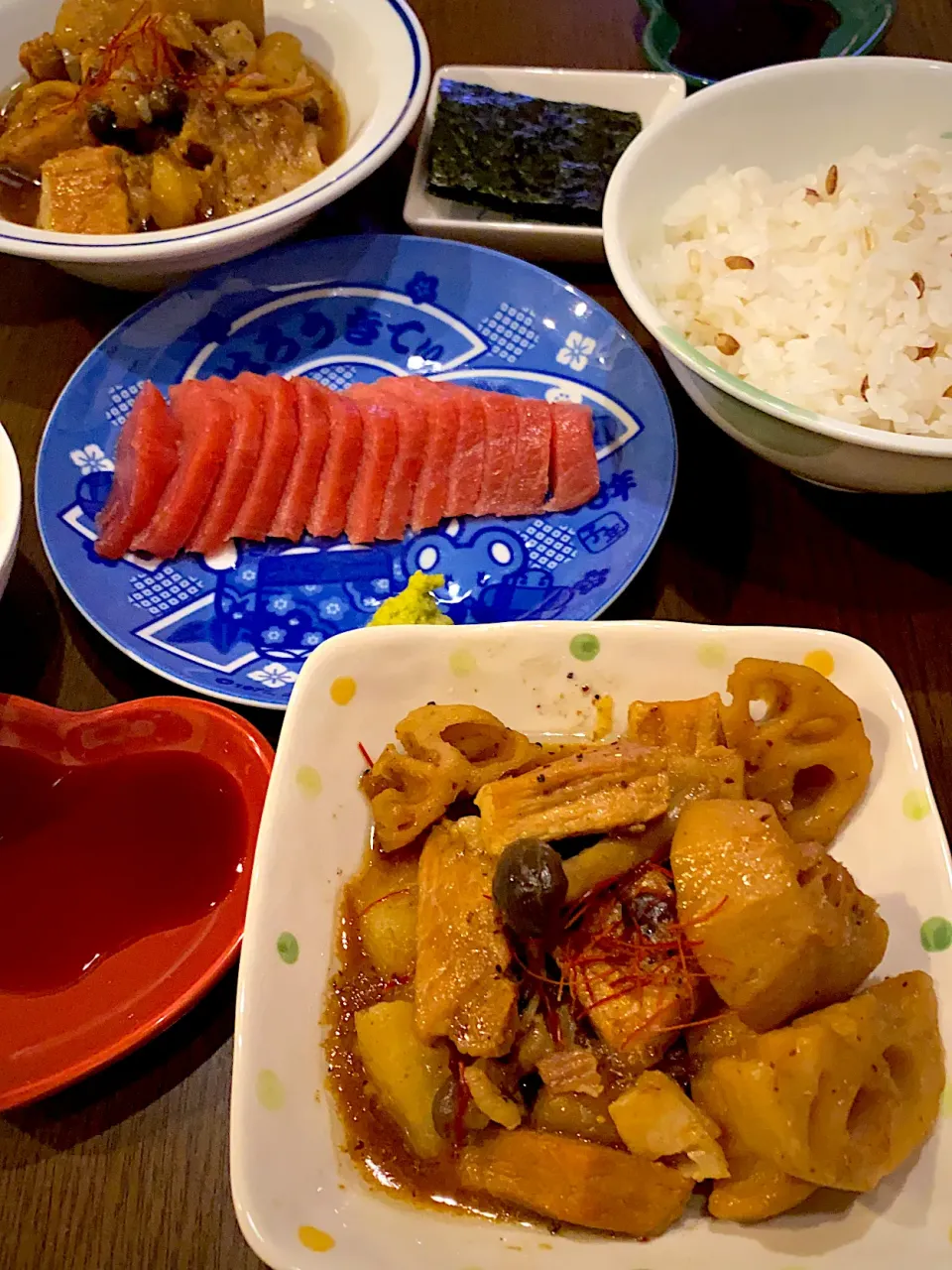 豚肉と大根蓮根の煮物　鮪刺身　もち麦ごはん　焼き海苔|ch＊K*∀o(^^*)♪さん