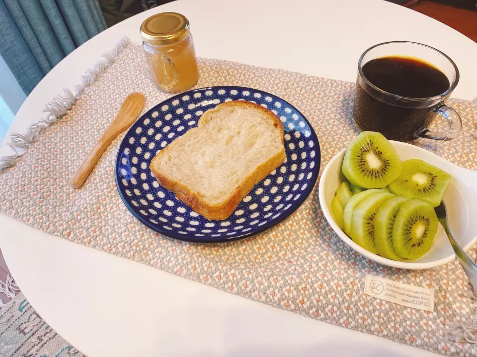 朝ごはん|ゆちのすけさん