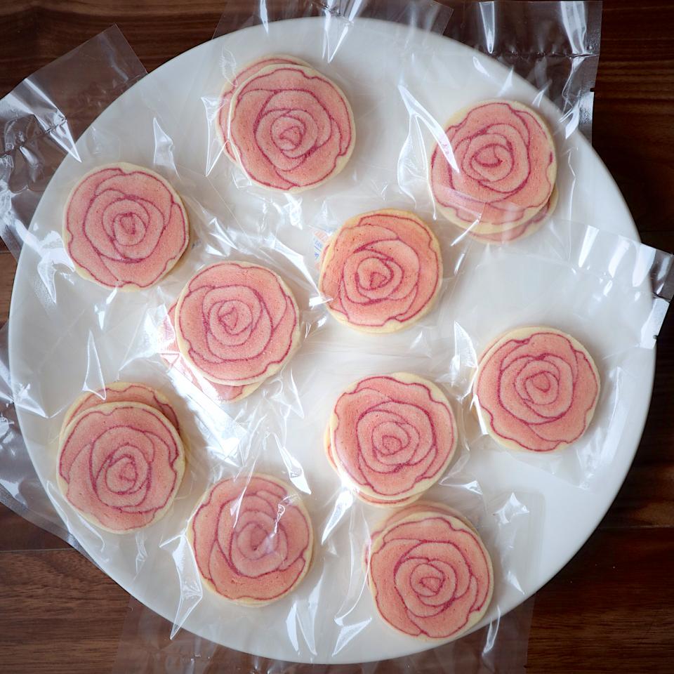 バラのアイスボックスクッキーを焼きました Izuyo Snapdish スナップディッシュ Id Buwbga