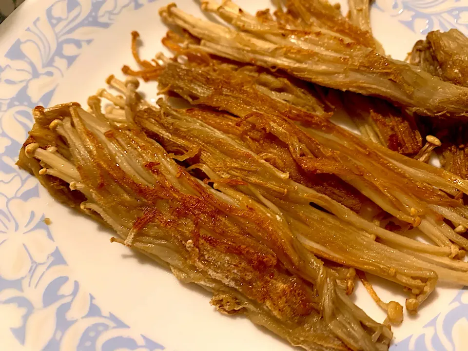 Ginger and soy sauce Enoki mushrooms|Sakieeeeenさん