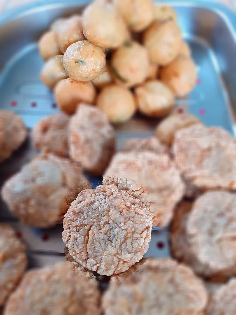 Pempek Adaan dan Pempek Kulit

Mau makan Pempek Asli Palembang?
Pempek MnC The Famous Tasty|Pempek MnCさん