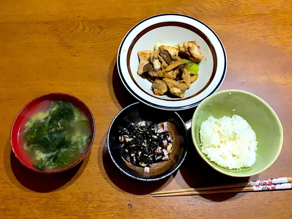 鳥の照り焼き、ひじきの煮物|大塚麻美さん