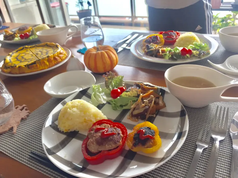 Snapdishの料理写真:10月のランチ🎃|Satomi Cafeさん