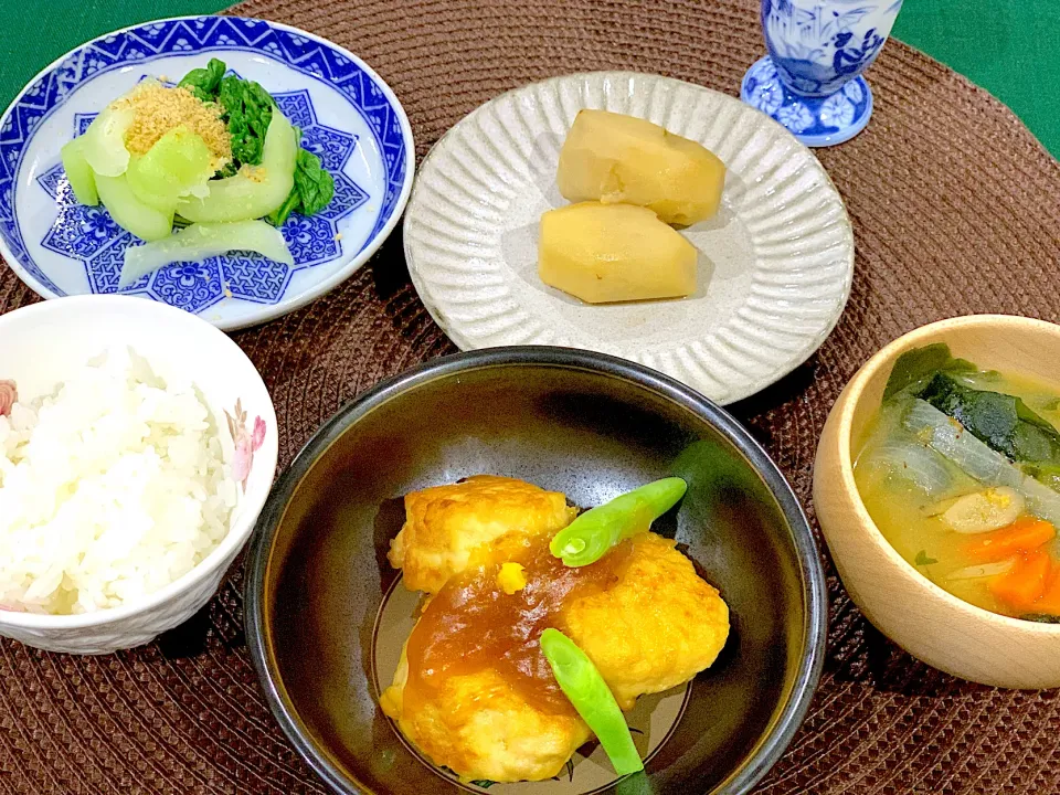 過日のお夕飯‼︎ お友達のお嬢様が作り方をTVでやっていて、少しアレンジした肉団子風‼️|Seikoさん