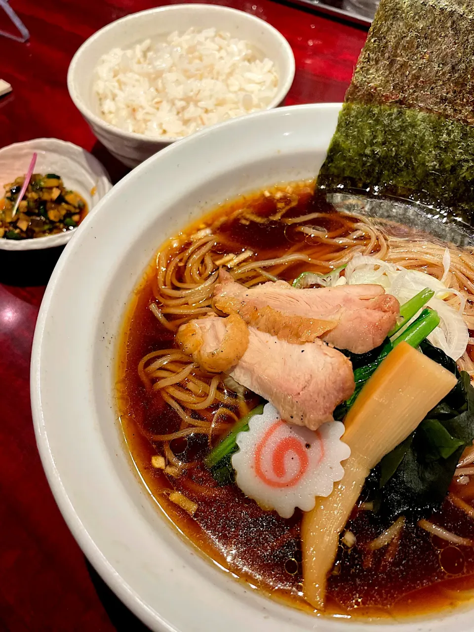 本場の山形ラーメンを東京で。追加で麦ご飯とダシ。|Tomyさん