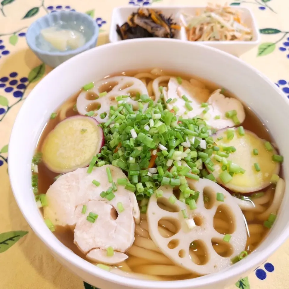 Snapdishの料理写真:鶏ハムうどん💓|ゆかのさん