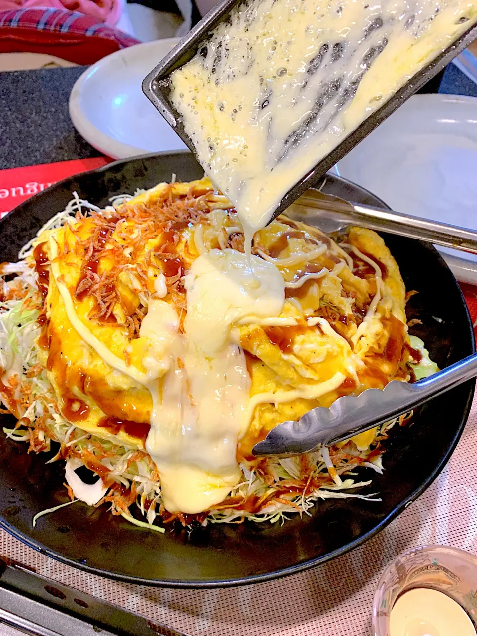 Snapdishの料理写真:ヨッチャンさんの料理 久しぶりに😊お好みキャベツ❤️ル ルスティックラクレットをとろ〜りん🧀|シュトママさん