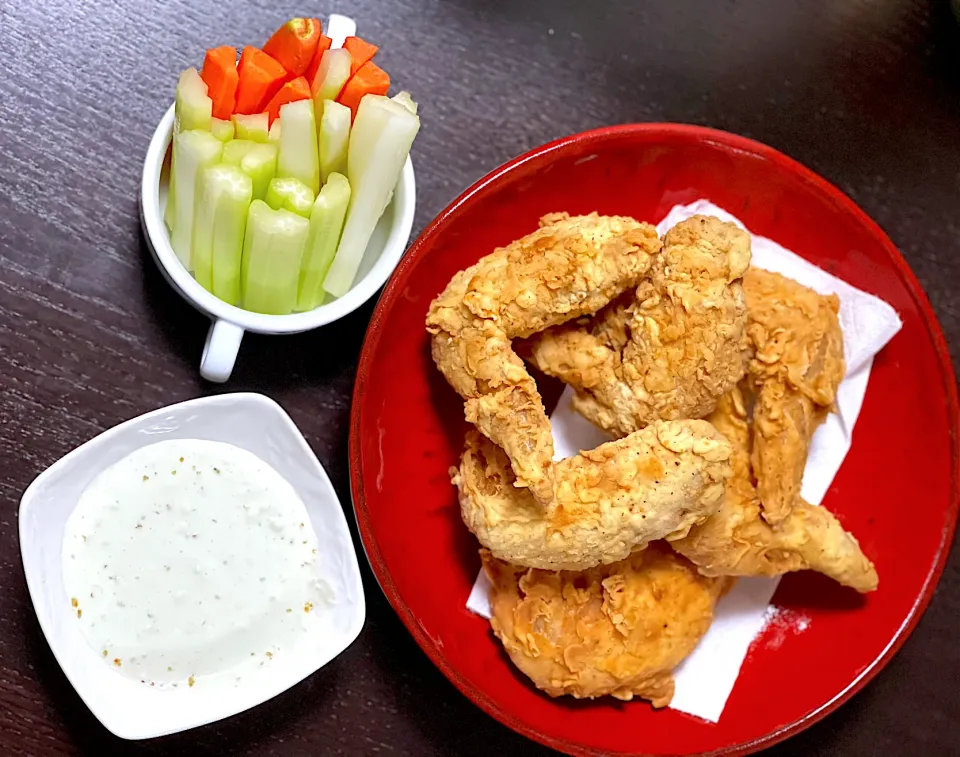 Snapdishの料理写真:Fried chicken with blue cheese dip|yeni kartikasariさん