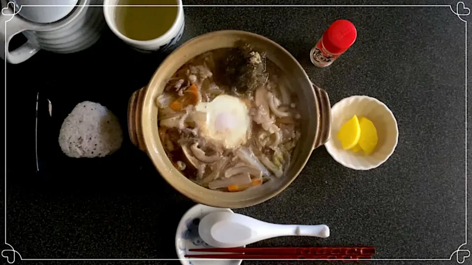 お昼ごはん『鍋焼きうどん』|emiさん