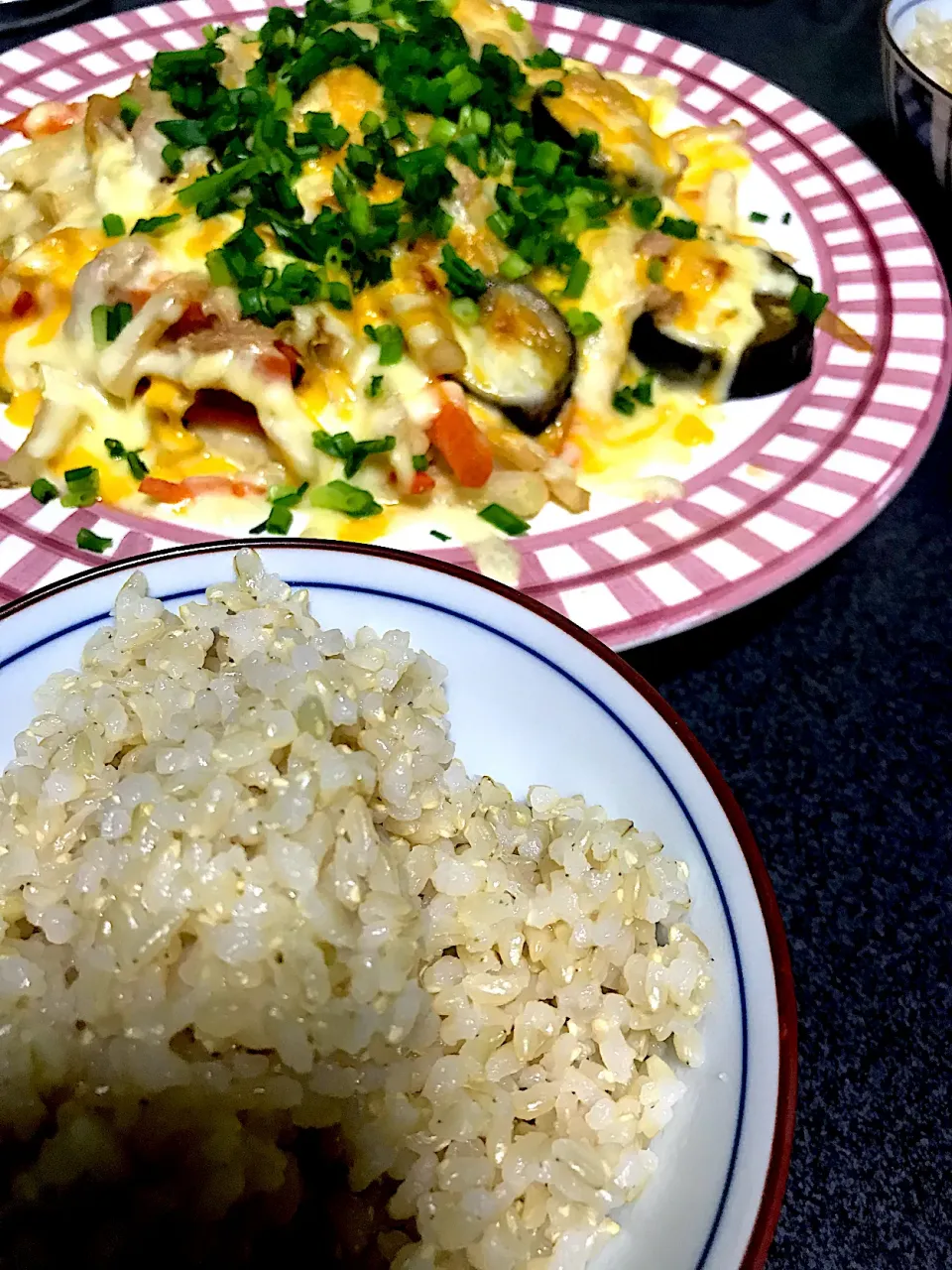 3品分のおかずが1つになった感じで #夕飯　玄米(100%)、和風野菜ツナチーズ焼き|ms903さん