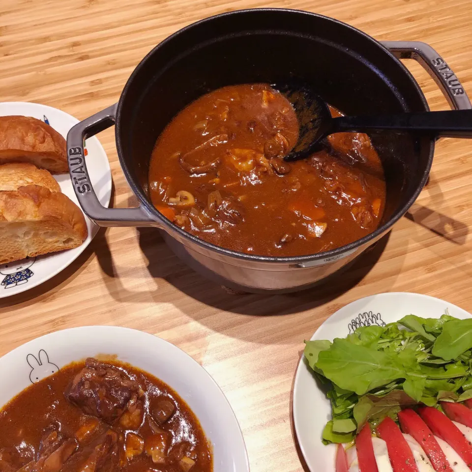 STAUBでビーフシチュー・×・|Y🤍さん