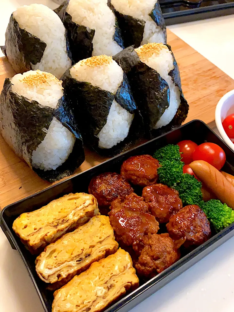 デカデカおにぎり弁当‼️|YOKOさん