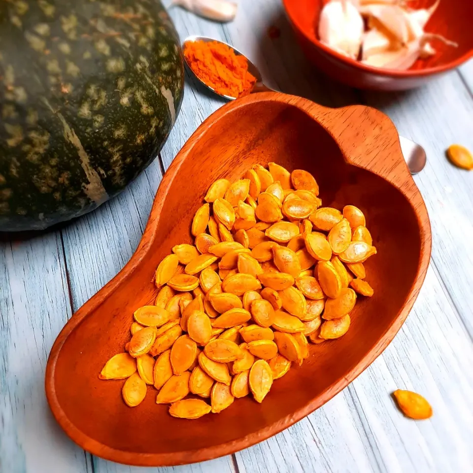 Spiced Kabocha Squash Seeds|Cooking with Mum 2020さん