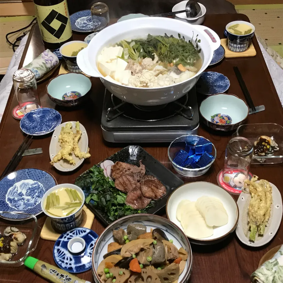 Snapdishの料理写真:今夜は鍋パーティー|つるひめさん