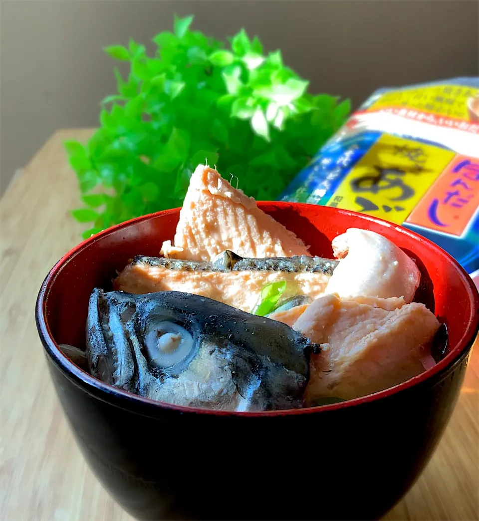 Snapdishの料理写真:釣り魚🐟ビワマスの味噌汁|9421beruさん