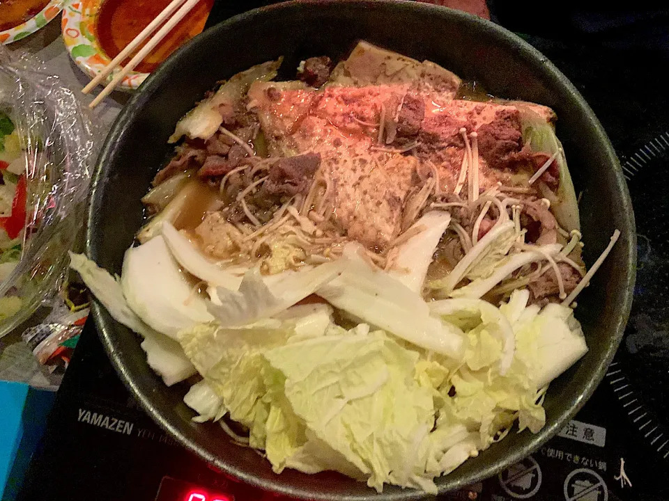 Snapdishの料理写真:石垣牛とタラバガニのスキしゃぶ|dabasyuさん