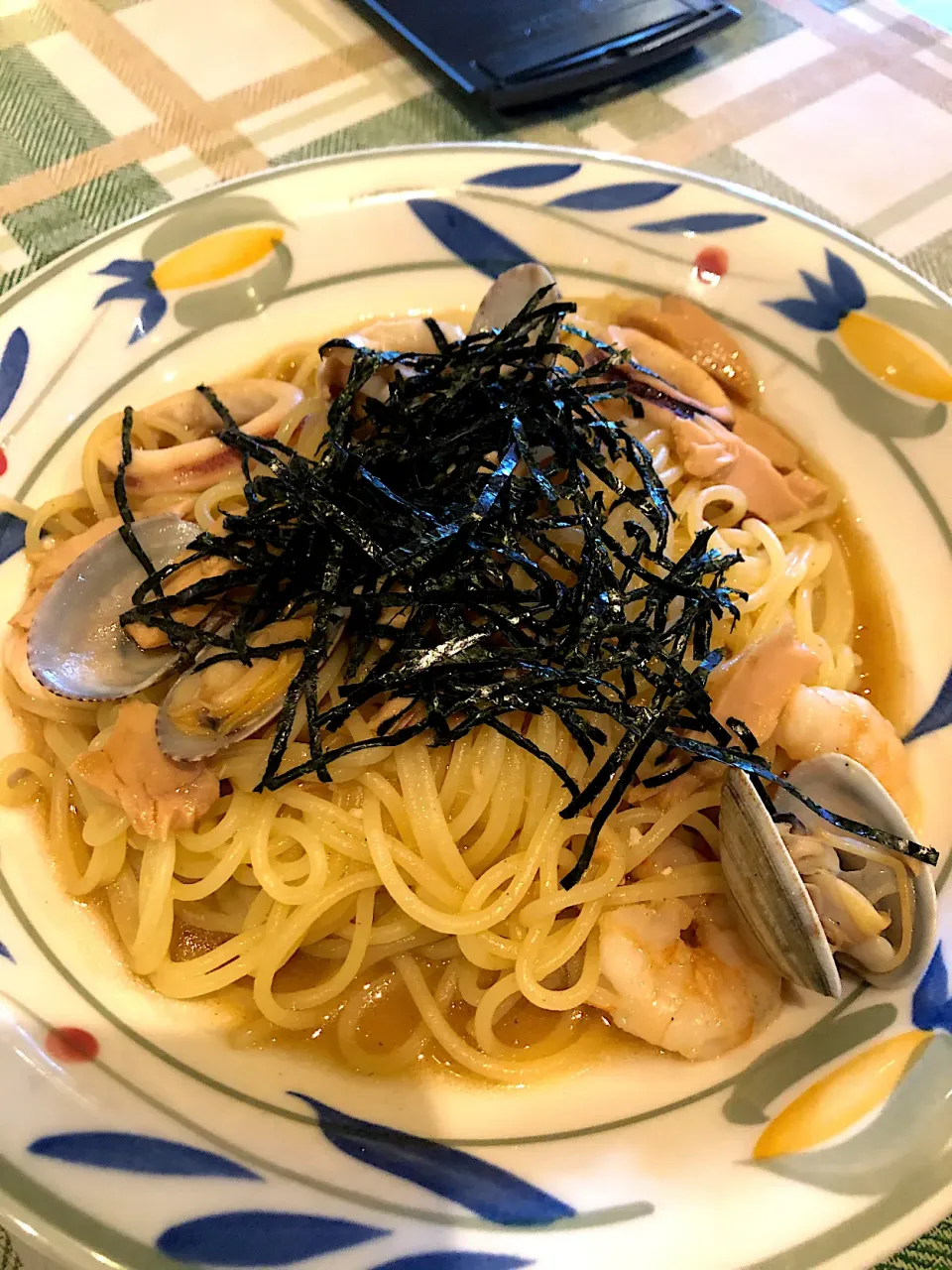 ラーラ上尾店の醤油ソース海の幸パスタ🍝|ラックさん