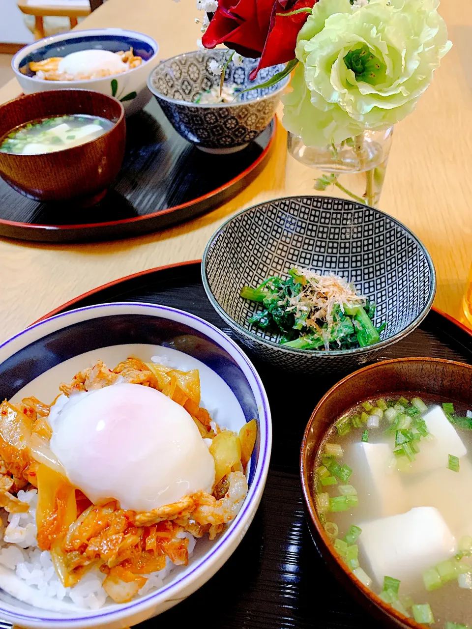 豚キムチ丼温泉卵のせ|Mikaさん