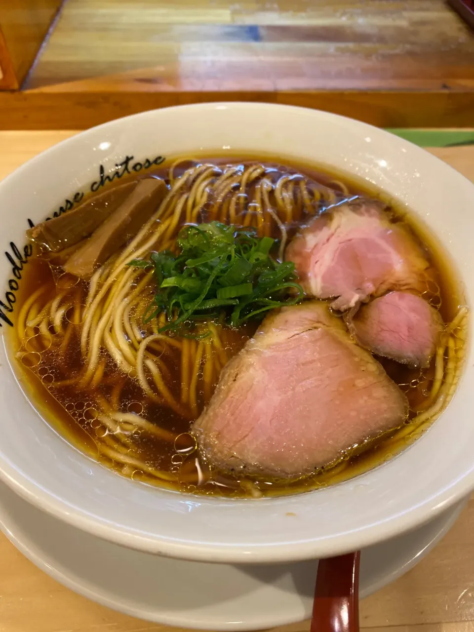 Snapdishの料理写真:東京都新宿区市谷台町　麺庵ちとせの醤油中華そば|タカちゃんさん