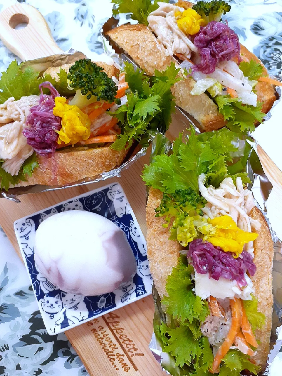 🔷🥖バケットサンド&もって菊の甘酢で🦕恐竜玉子🐣🔷|@きなこさん