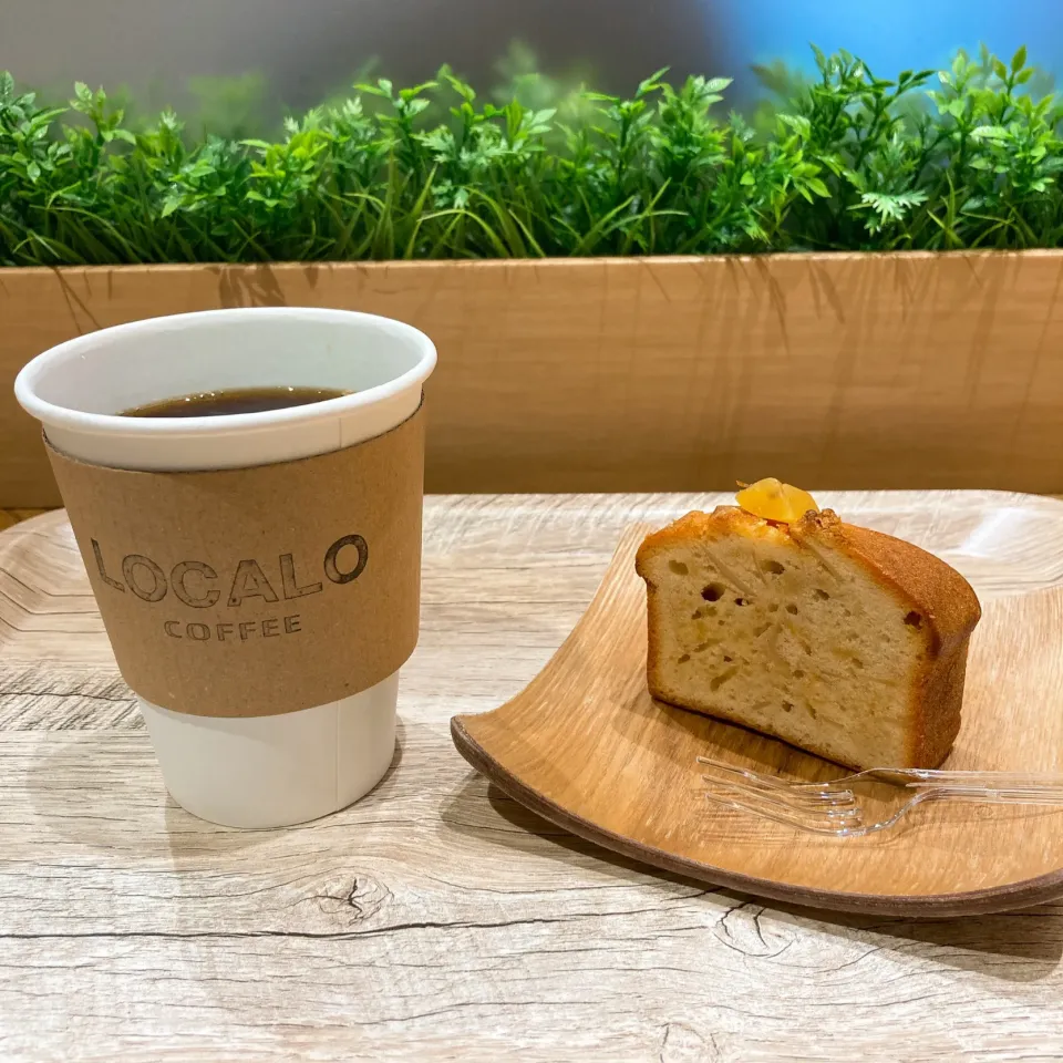 栗のパウンドケーキとコーヒー🌰☕️|ちゃみこさん