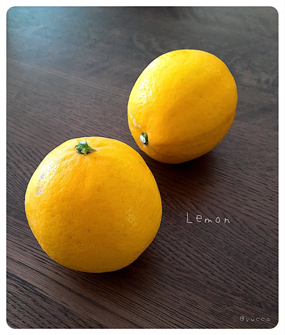 Snapdishの料理写真:友達のおばぁちゃんのレモン🍋             まんまる🟡😆|yucca@さん