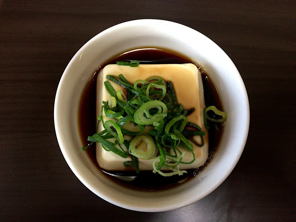 Snapdishの料理写真:レンジ湯豆腐|ばーさんさん