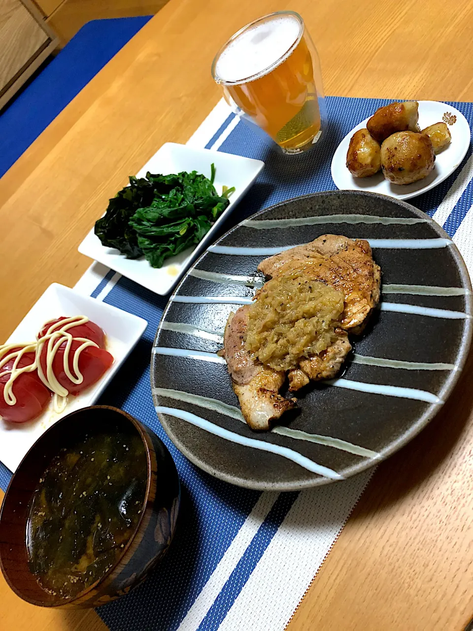 Snapdishの料理写真:半額豚ロースと業務スーパー調味料|小次郎さん