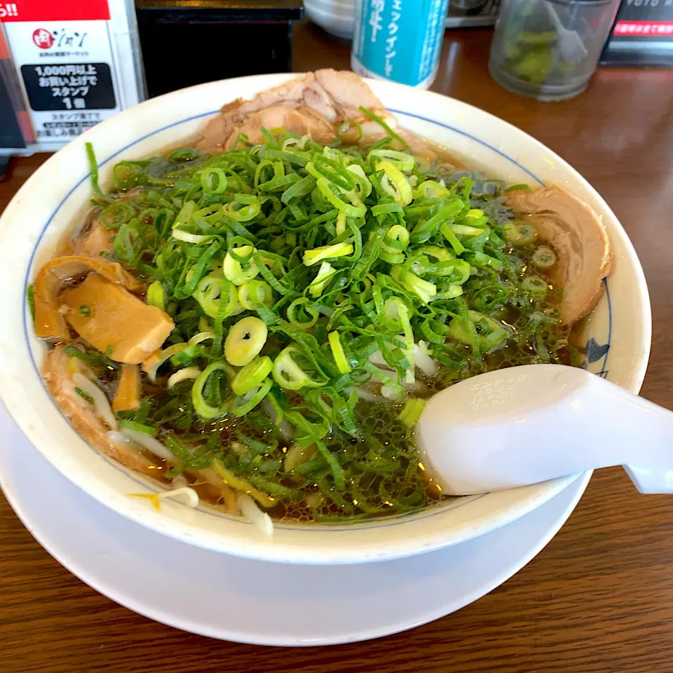 たかばしラーメンさん😊ネギ多目のチャーシュー増しです👍|tubakiさん