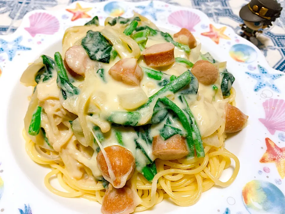 ほうれん草のクリームパスタ🍝|くろねこっく🐈‍⬛さん