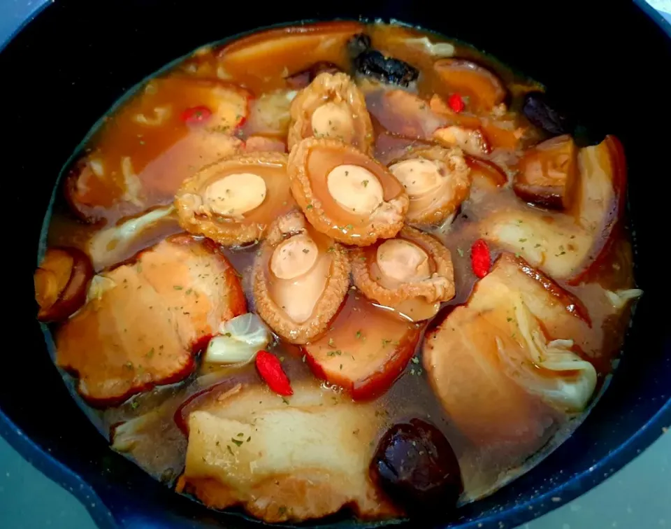 envymaqueen's dish Abalone @ 红烧鲍鱼|envymaqueenさん