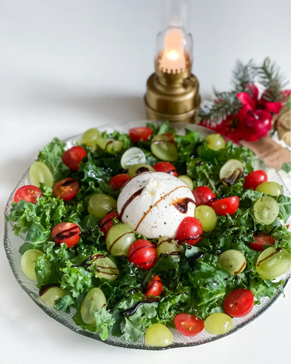 Christmas burrata salad|12Dragonさん