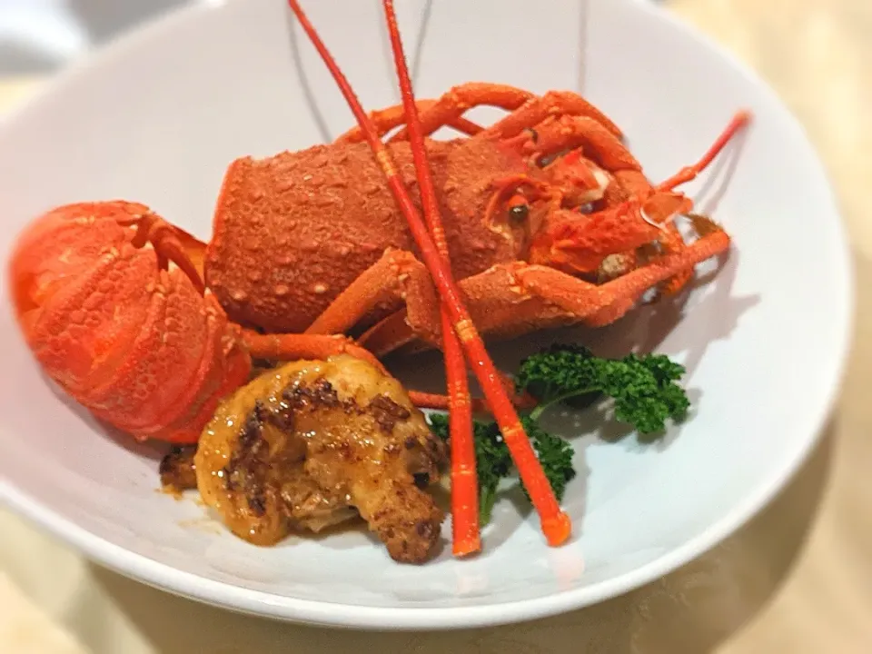 Snapdishの料理写真:🦞ロブスターのソテー🦞
　〜ゆり根と長芋、雲丹のソース〜|佐藤仁さん