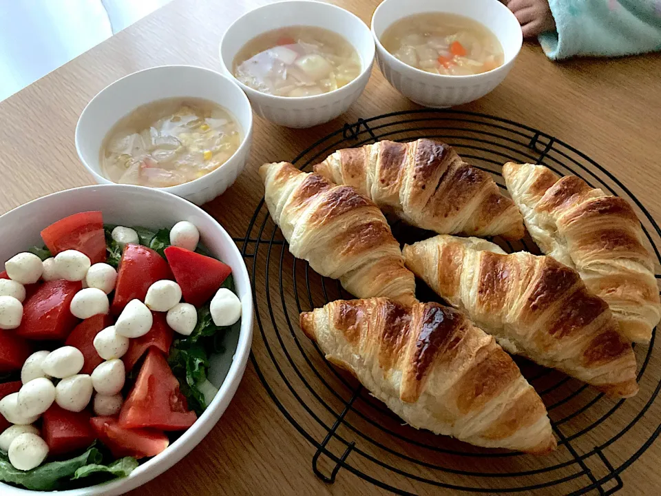 ＊焼き立てクロワッサン🥐朝食＊|＊抹茶＊さん