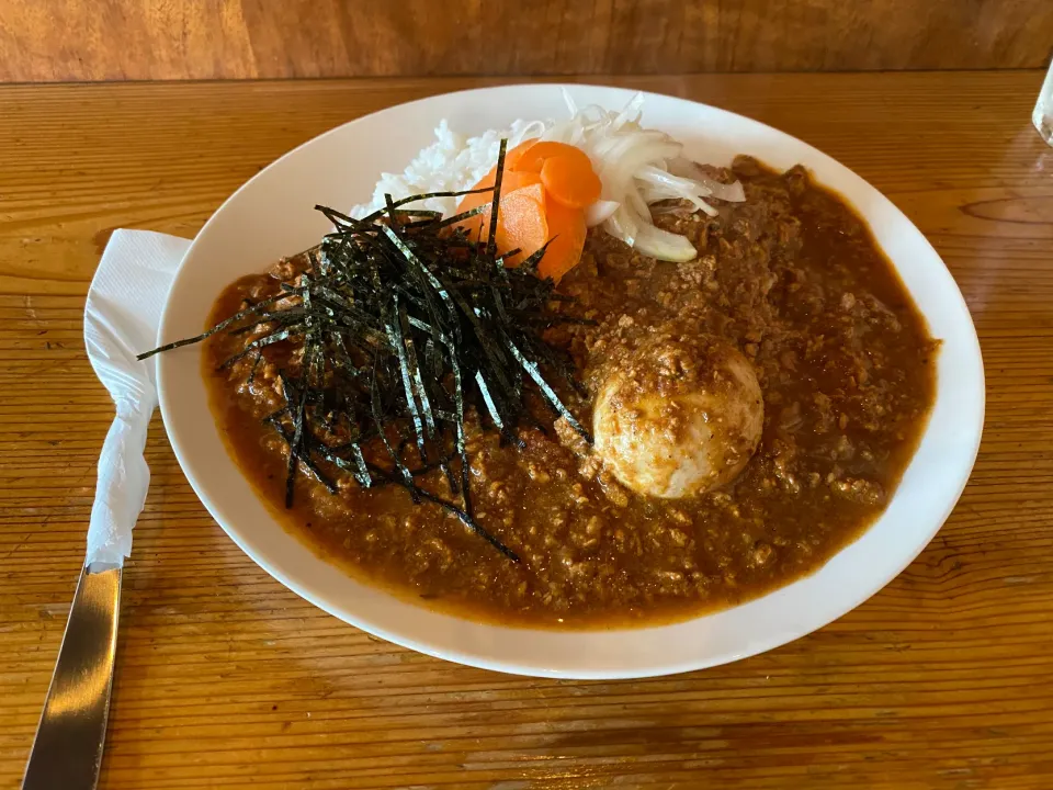 Snapdishの料理写真:キーマクラシック🍛極辛🔥味玉トッピング🥚|buhizouさん