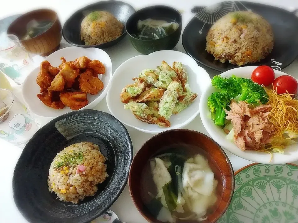 夕食(*^^*)
焼豚チャーハン
唐揚げ
ちくわ磯辺揚げ
ツナサラダ(レタス、ミニトマト、サラダ麺)
ワンタンワカメスープ|プリン☆さん