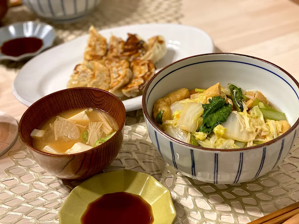 野菜あんかけ丼と餃子|ひろさんとゆりさんさん