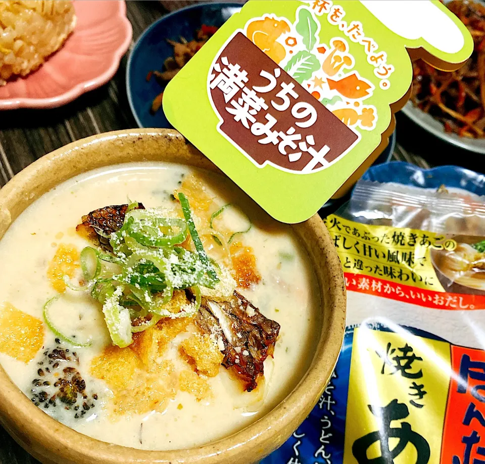 Snapdishの料理写真:鯛の洋風豆乳味噌汁|綾さん