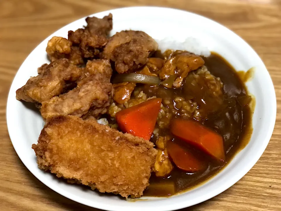 唐揚げ＆コロッケカレーライス|まぁたんさん