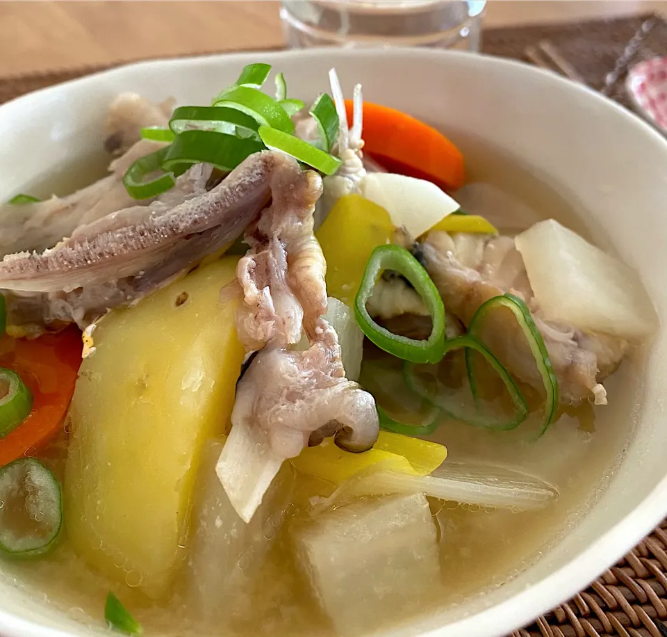 北海道のカジカ🐟で具沢山味噌汁😋|kaokaoさん