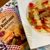 Snapdishの料理写真:温野菜🥗ラクレットチーズかけ🧀|mayuさん