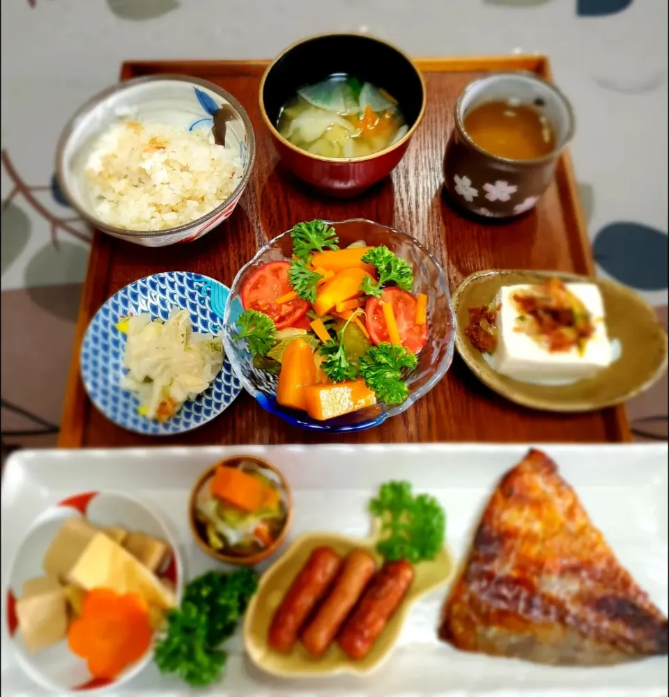 Snapdishの料理写真:今日の朝ご飯🍚|こまちさん