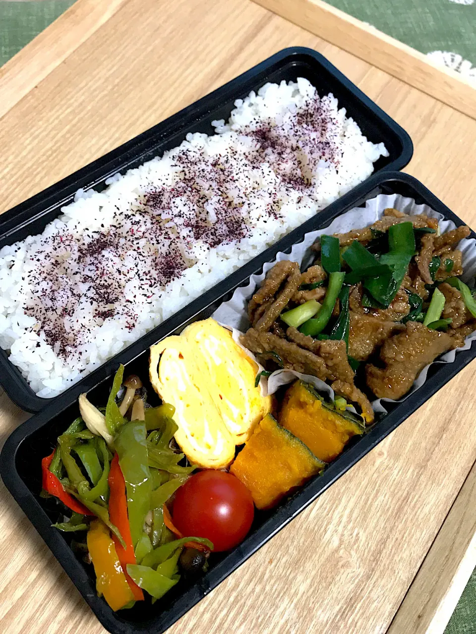 レバニラ弁当|二キィさん