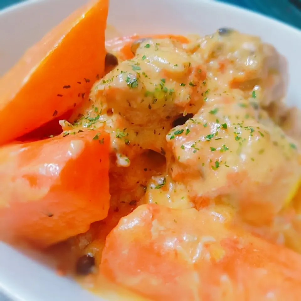 鶏もも肉と根菜の
     クリームチーズ煮～♪♪|砂糖味屋キッチンさん