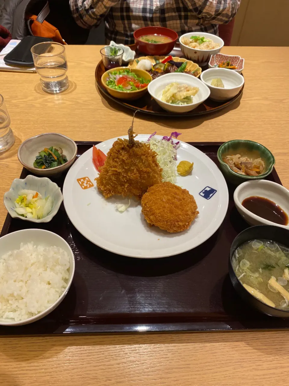 Snapdishの料理写真:アジフライと玉子ミンチカツの定食|釣り将軍さん