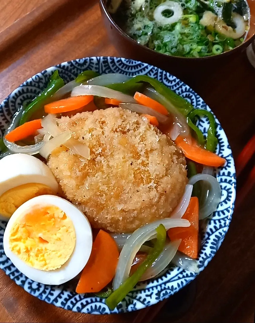 ｸｯｷﾝｸﾞﾊﾟﾊﾟのｺﾛｯｹ丼|まりおさん